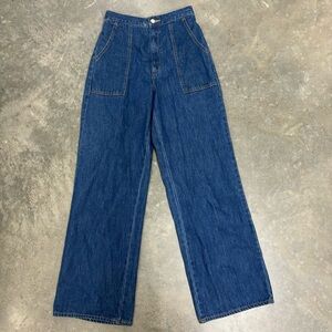 Moussy High Waisted Wide leg mom jeans Size 1